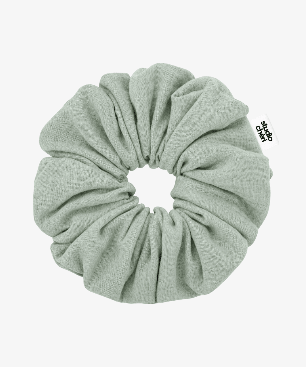 Ella - Musselin Scrunchie Sage - grün - Studio Chéri