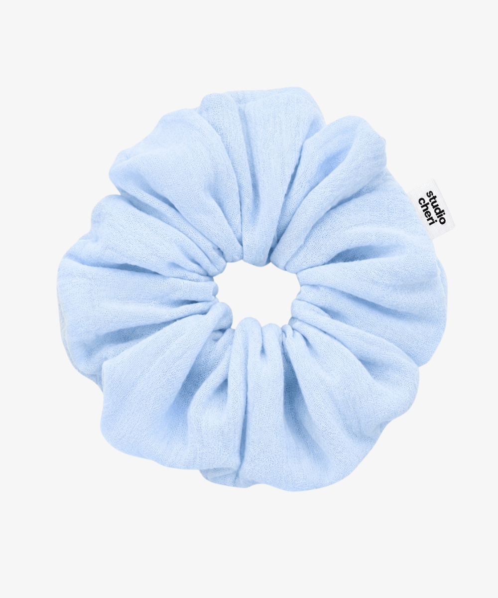Ella - Musselin Scrunchie Sky - blau - Studio Chéri