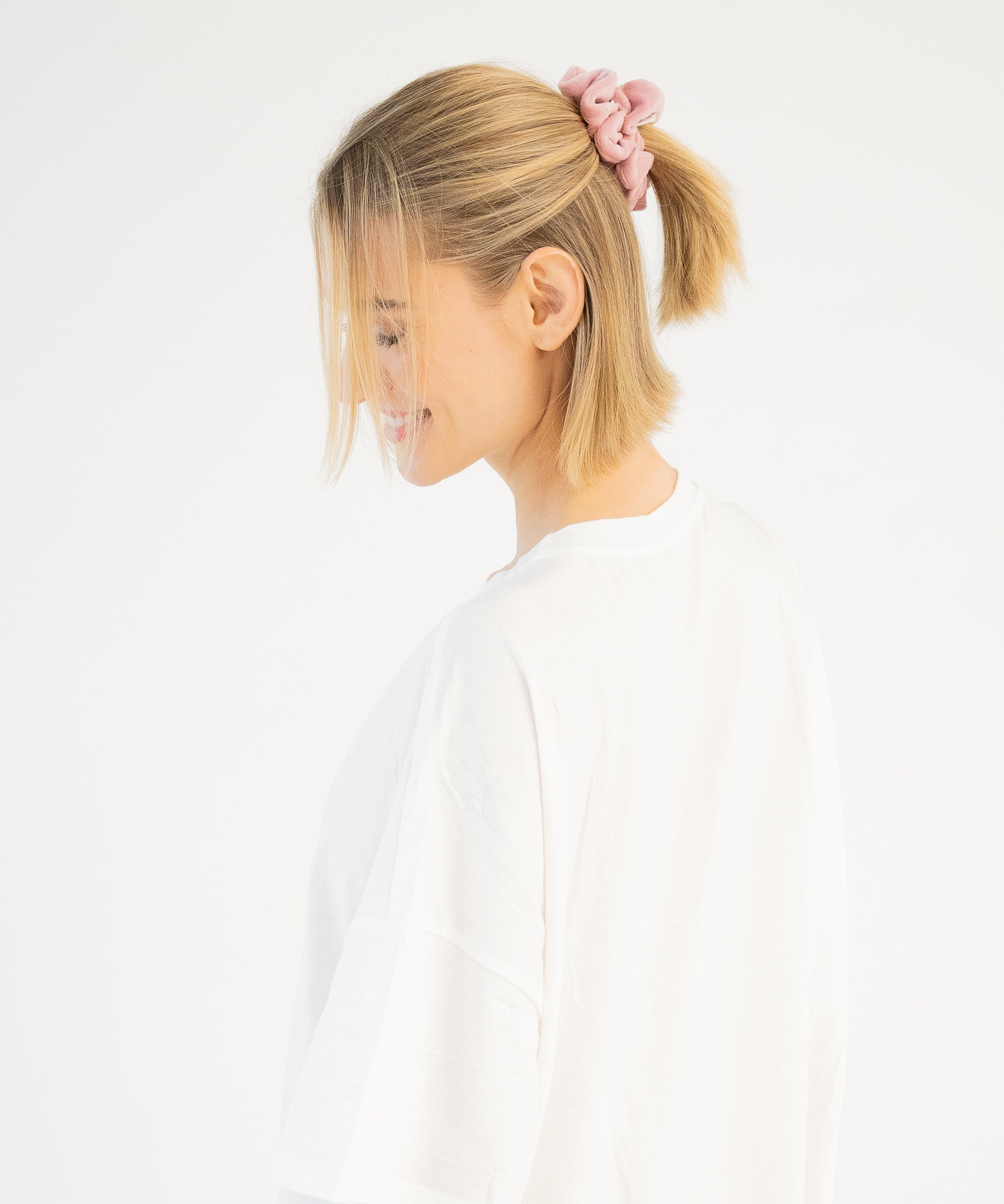 FLUFFY ROSE - Scrunchie aus Samt - Rosa - Studio Chéri