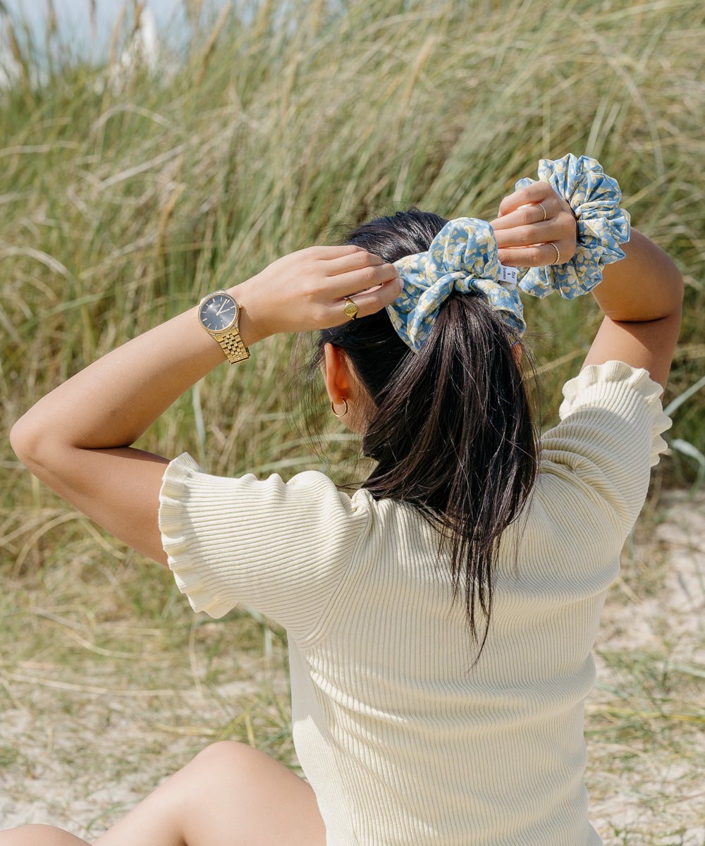 LIV - Printed Scrunchie - Blau/Gelb - Fizz & Femme