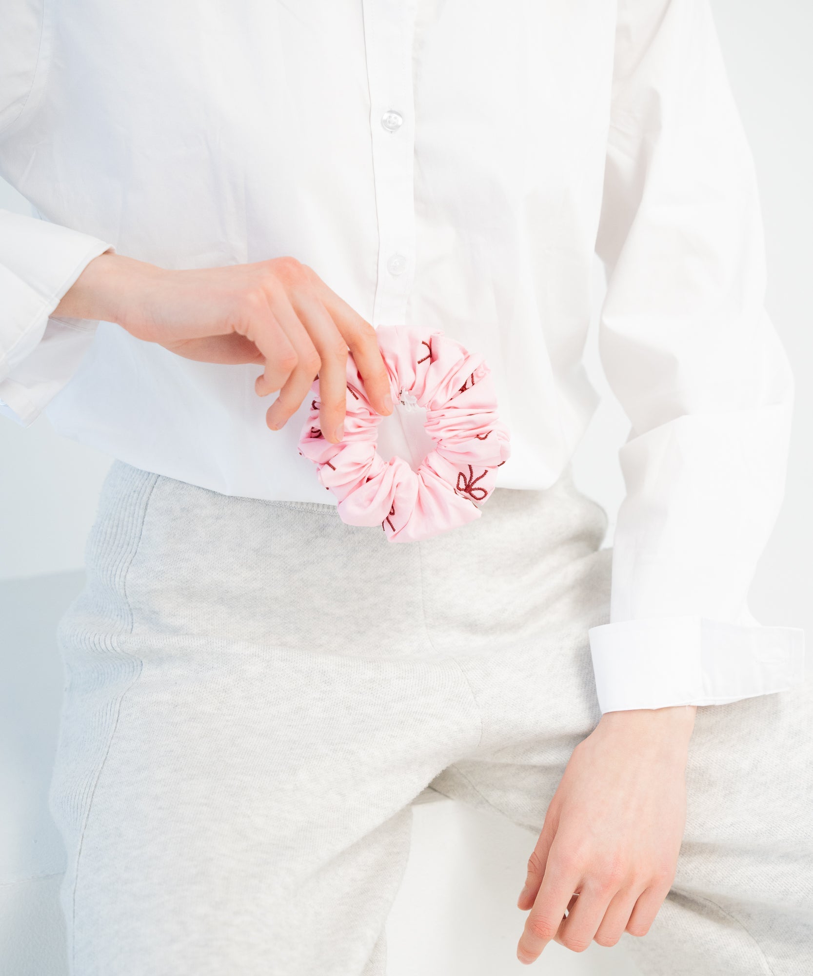 MAISON ROSE - Scrunchie mit Schleife - Rosa/Pink - Studio Chéri