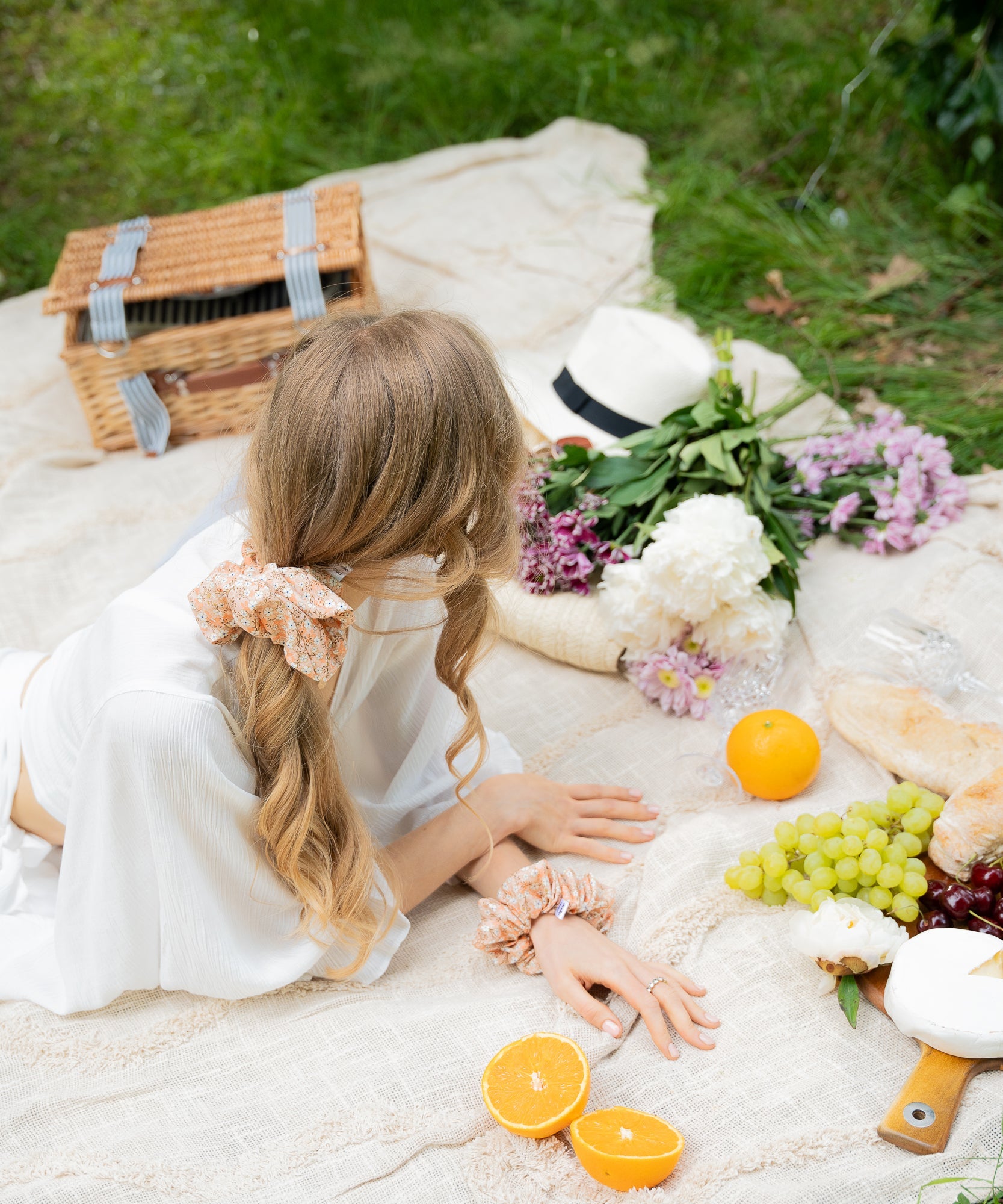 PEACH PIE - Scrunchie mit Blümchenmuster - Orange - Studio Chéri
