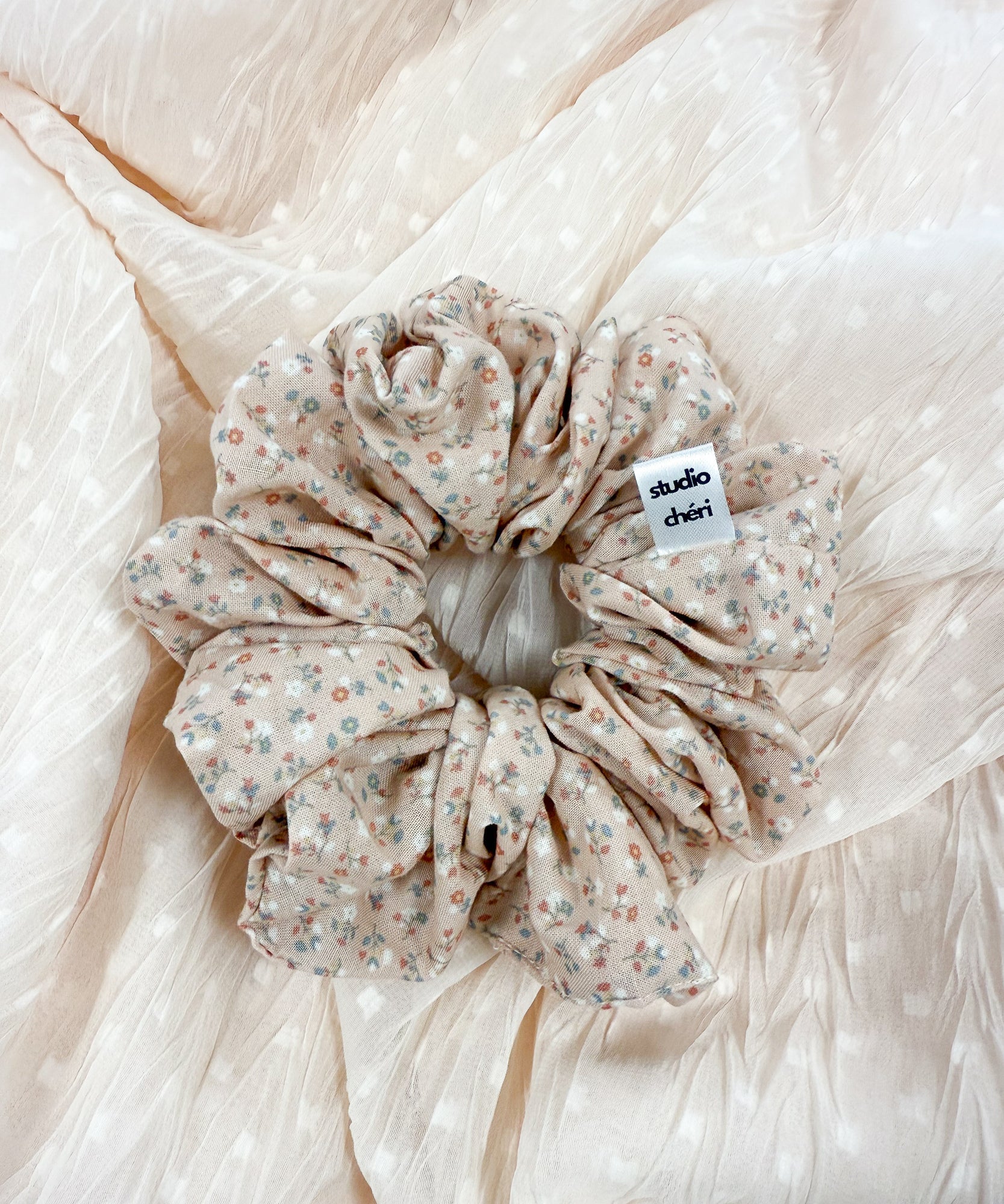 PETITE FLEUR - Surprise Scrunchie LIMITED - Grün - Studio Chéri