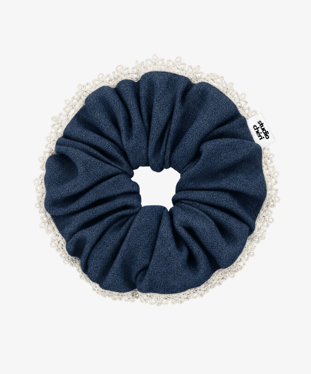 Selena - Scrunchie mit Spitzenrand - Blau - Studio Chéri