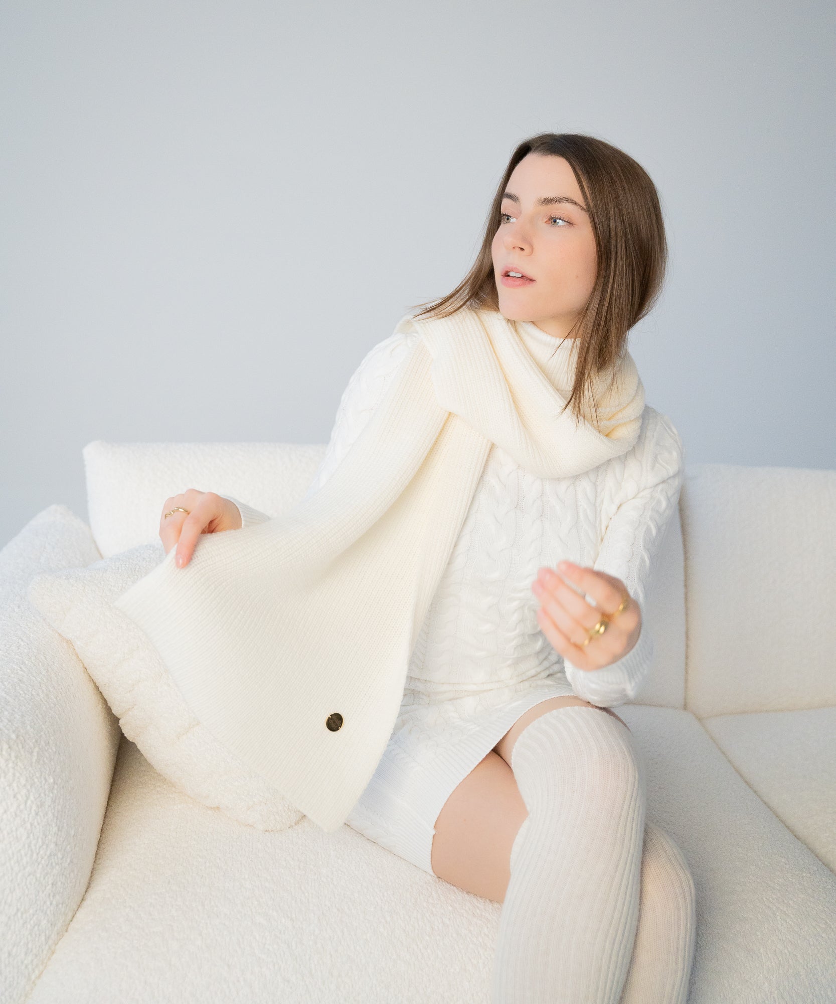 CLEO - Schal aus Merinowolle | Creme - Grau - Studio Chéri