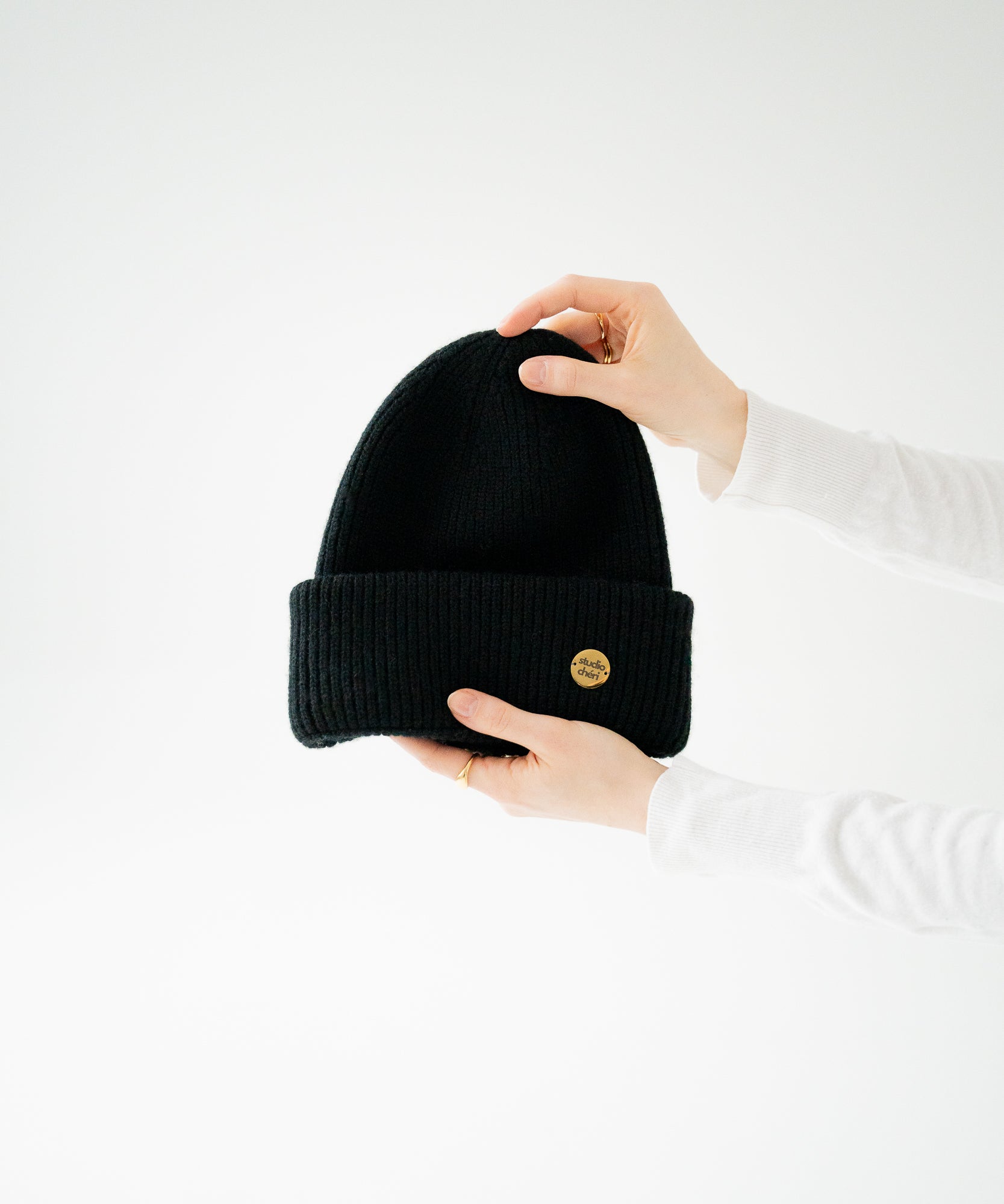 CLEO - Strickmütze aus Merinowolle | Black - Schwarz - Studio Chéri