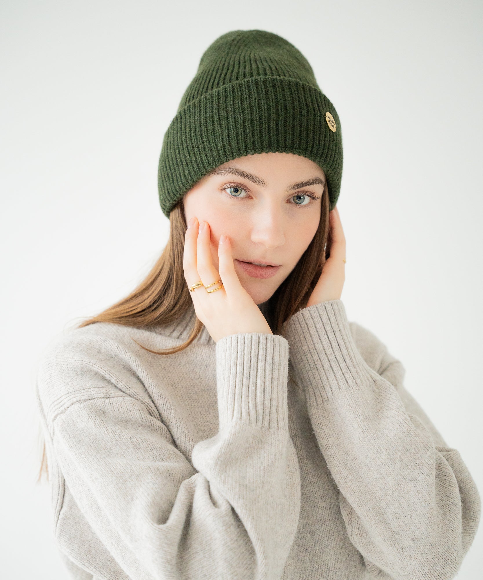 CLEO - Strickmütze aus Merinowolle | Olive - Grün - Studio Chéri