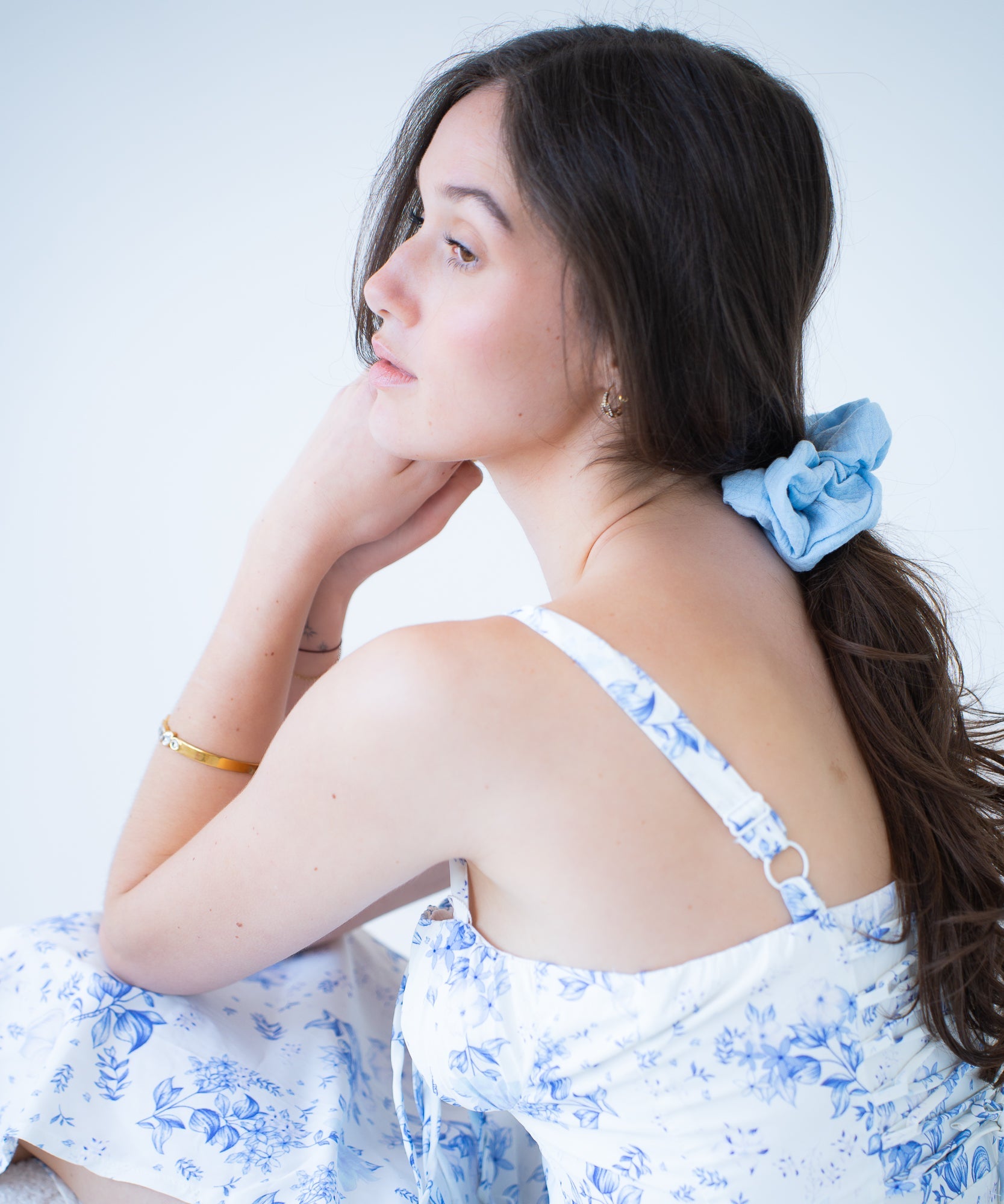 Ella - Musselin Scrunchie Sky - blau - Studio Chéri