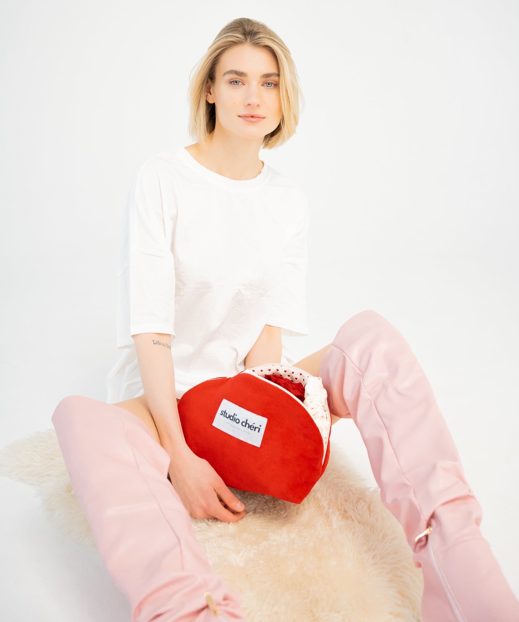 FLUFFY VALENTINE | Kosmetiktasche - Rot/Weiß - Studio Chéri