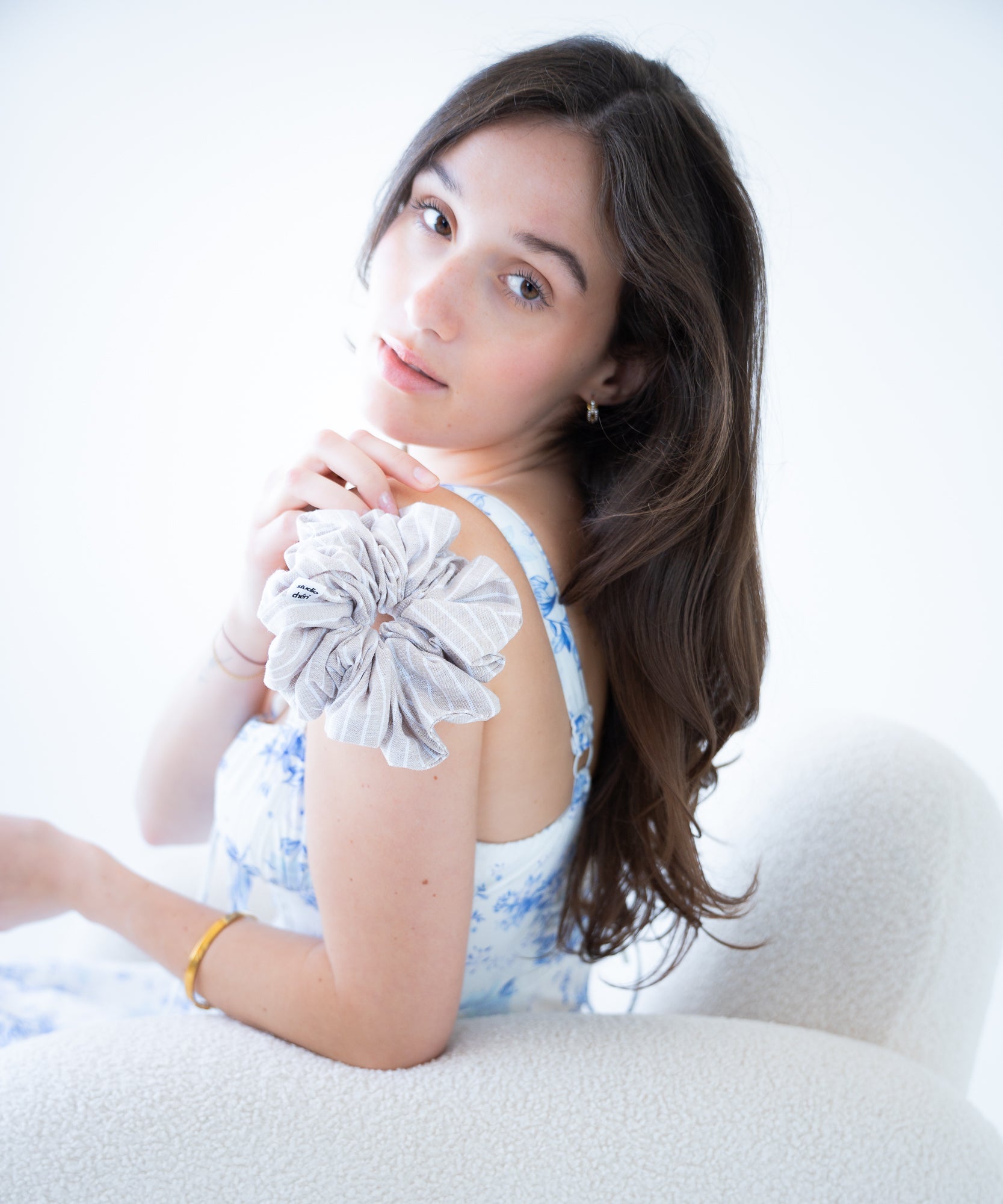 Ivory - Leinen Scrunchie - beige - Studio Chéri