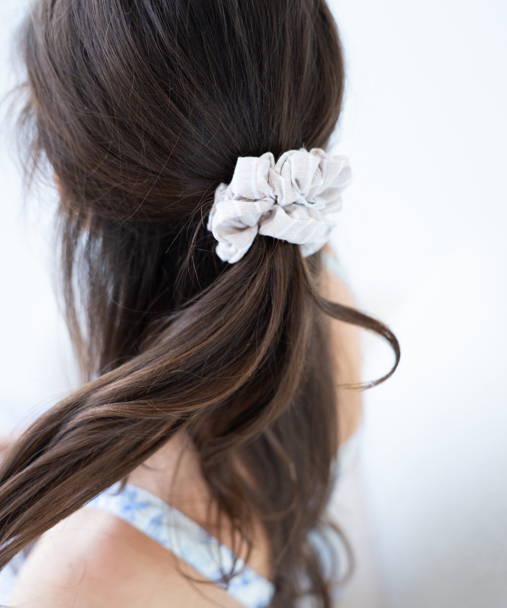 Ivory - Leinen Scrunchie - beige - Studio Chéri
