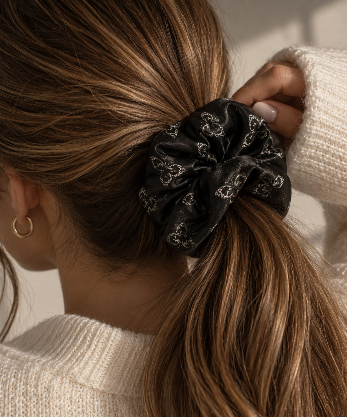 Ivy - Scrunchie mit Schmetterlingen - schwarz - Studio Chéri