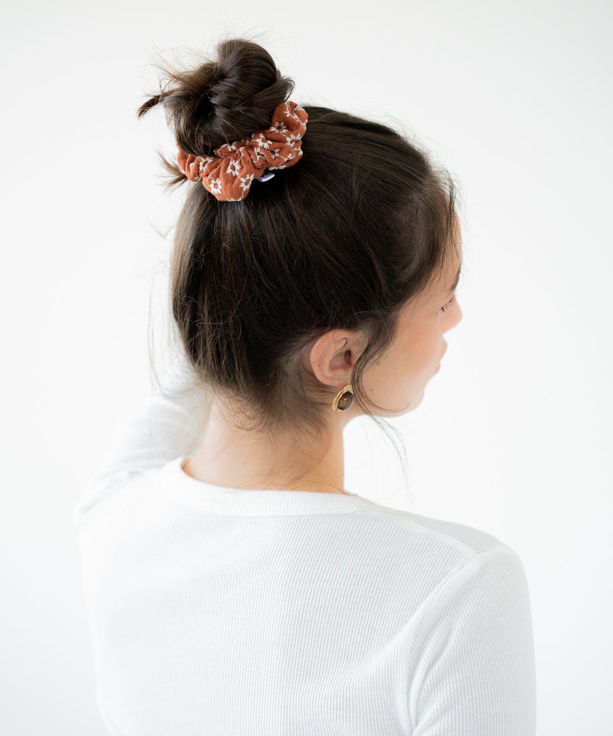 Amelie - Musselin Scrunchie mit Blümchen