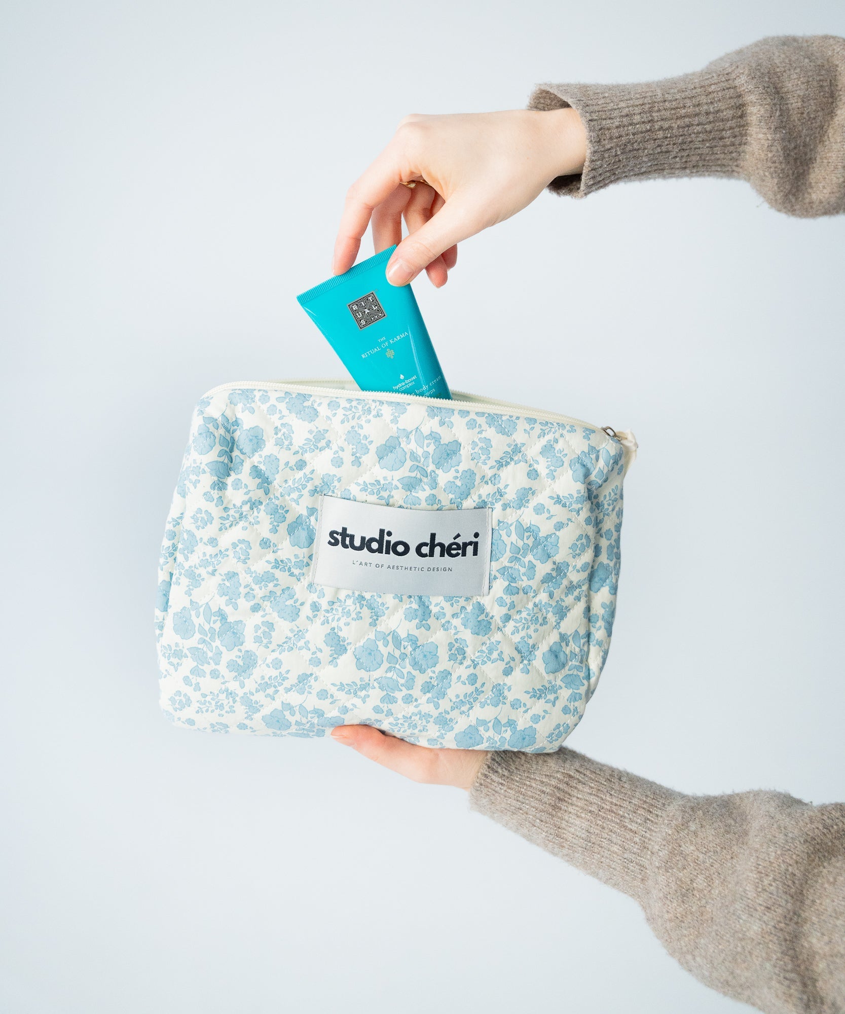 MAGGIE - Kosmetiktasche | Lumiere - Schwarz - Studio Chéri