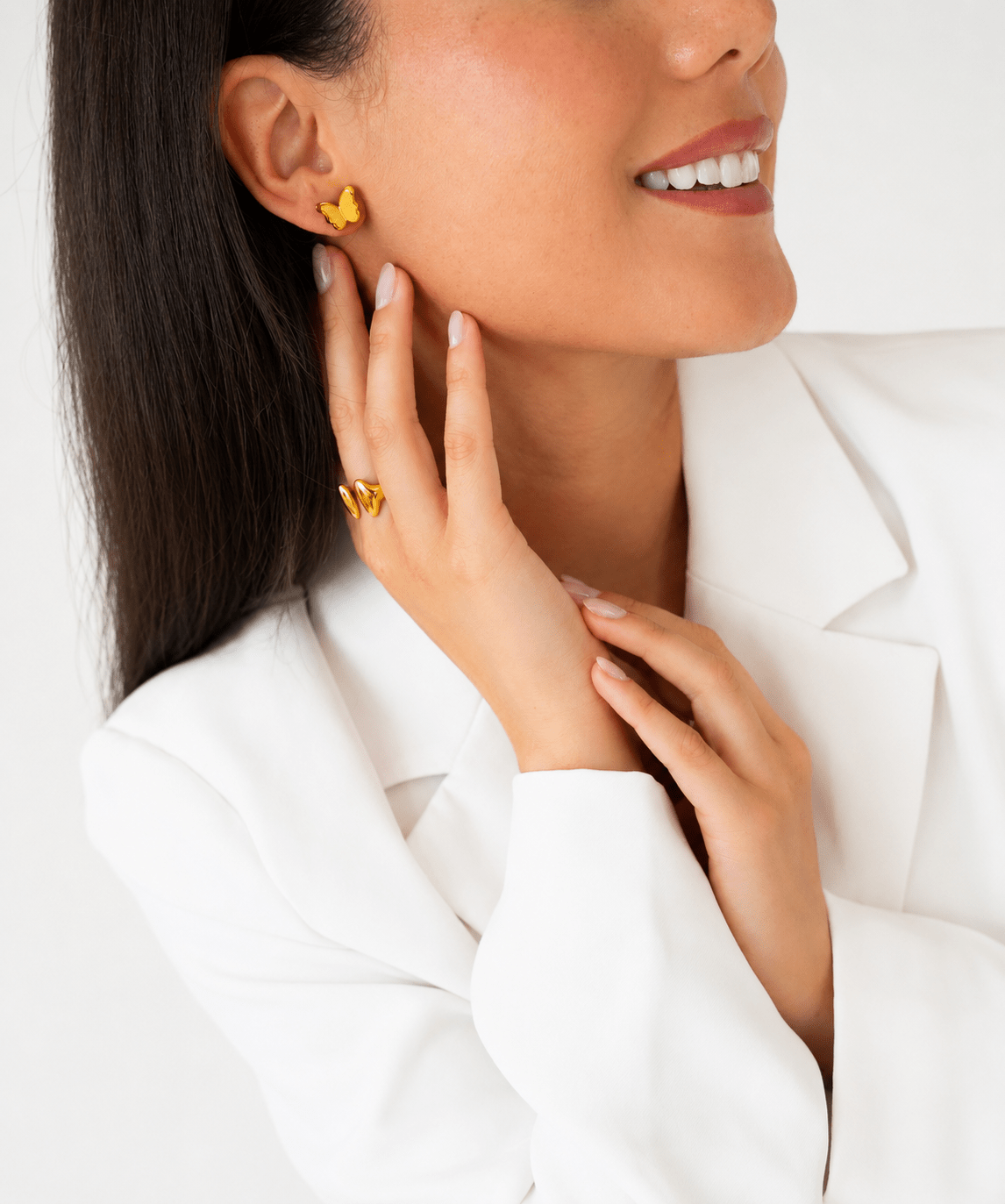 Nami - 18K Gold Schmetterling Ohrstecker - gold - Studio Chéri