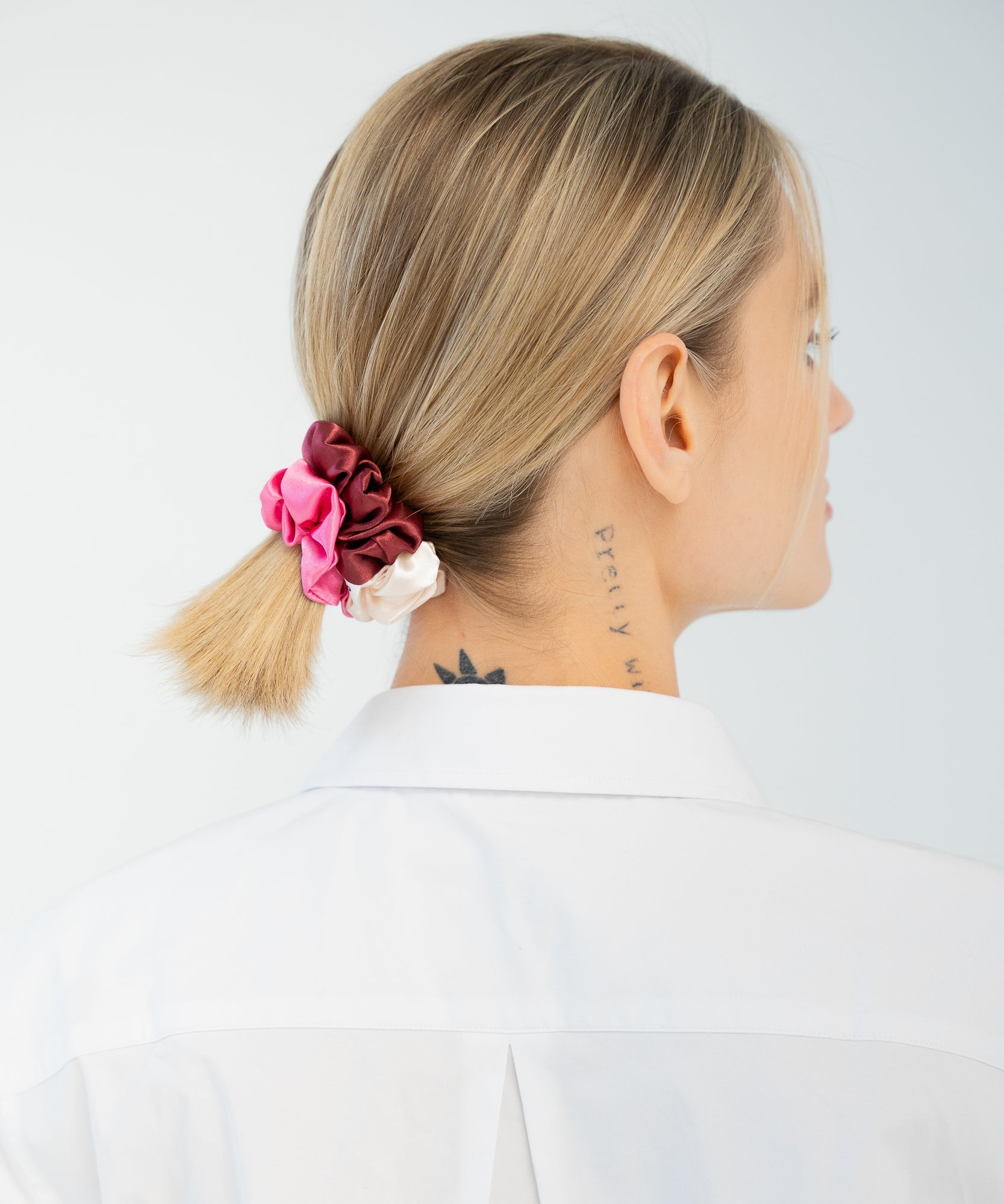 OMBRE AMOUR - Scrunchie mit Farbverlauf - Weiß/Rot/Rosa - Studio Chéri