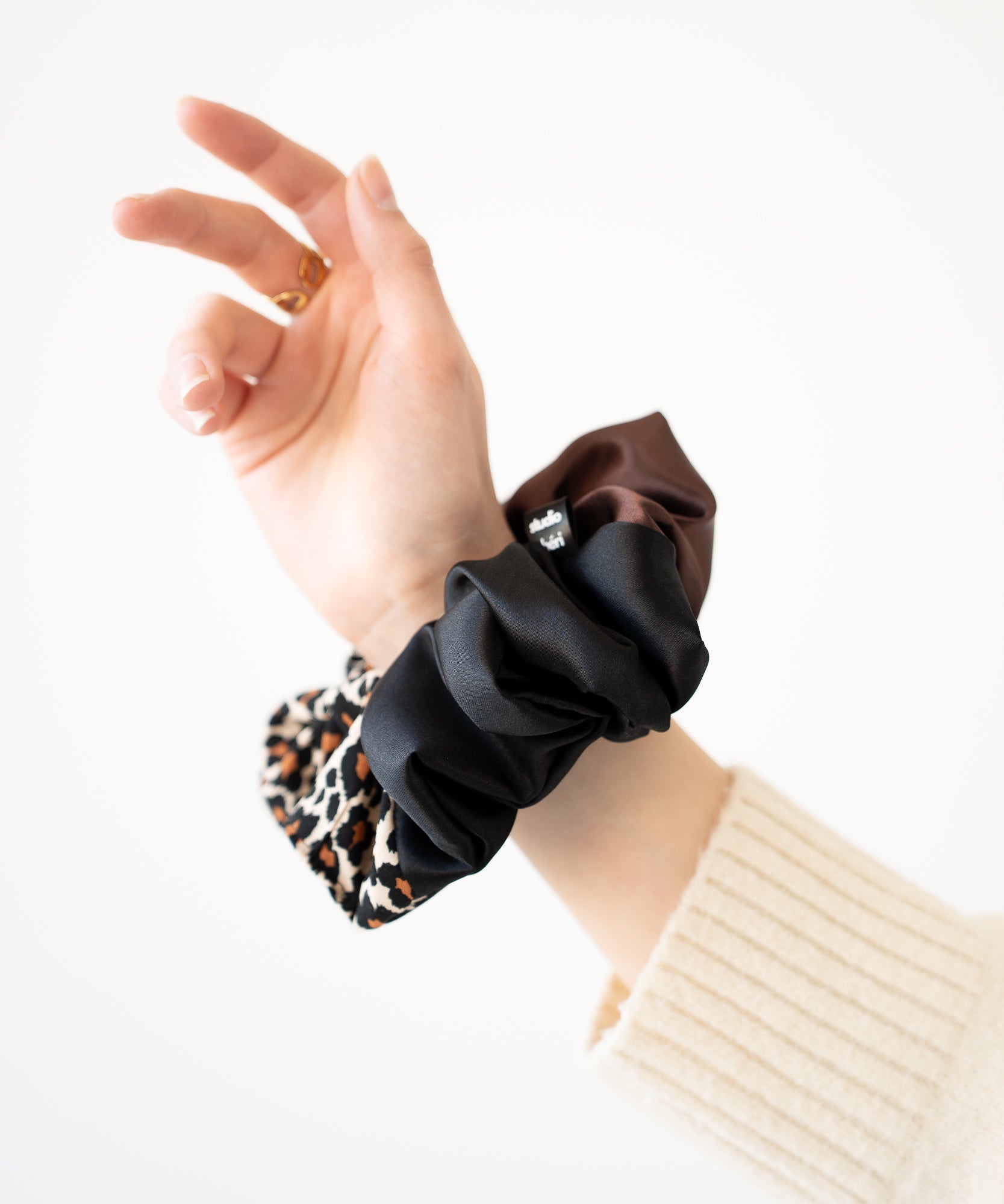Ombre Leo - Scrunchie mit Farbverlauf - Braun - Studio Chéri