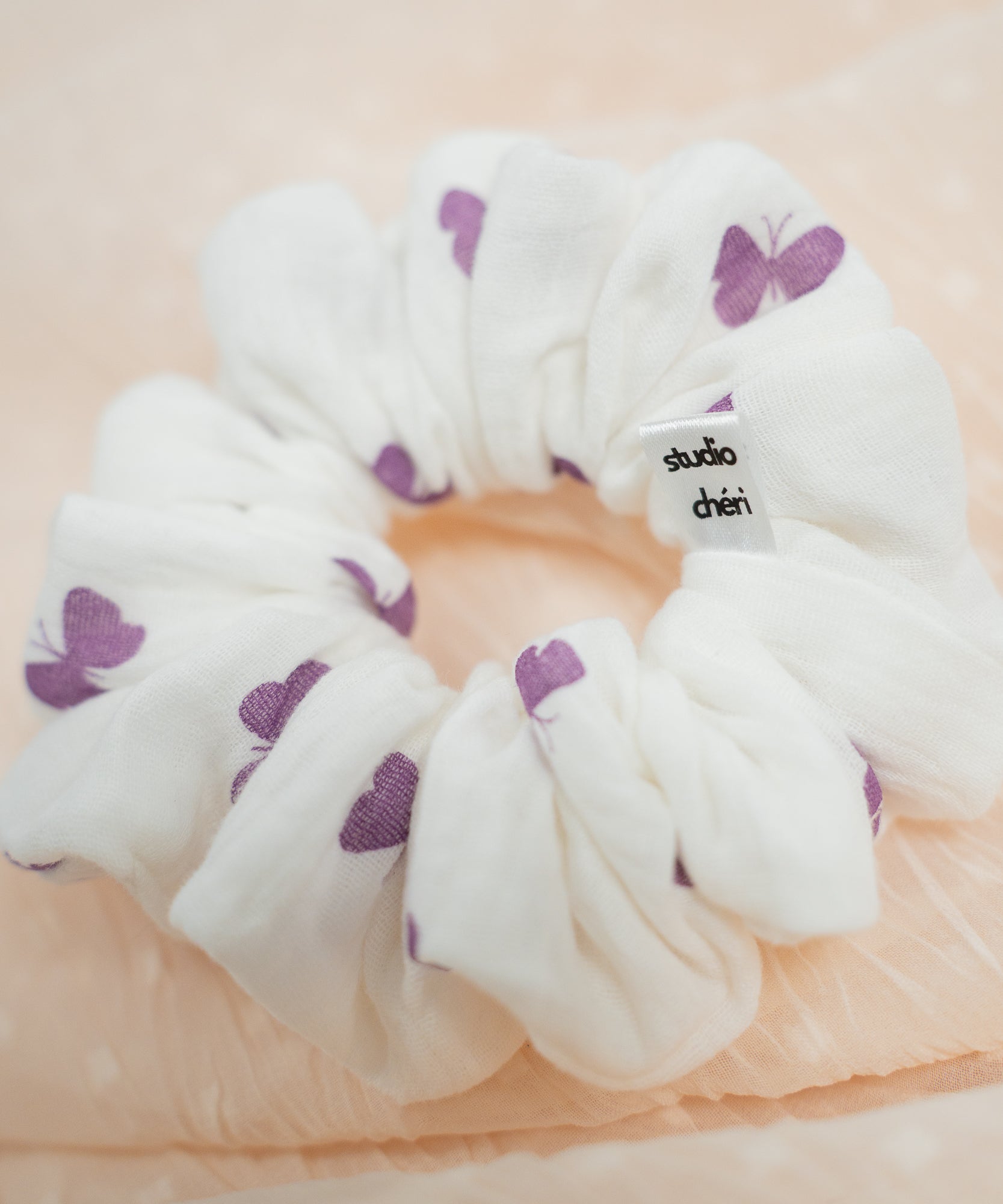 PAPILLON - Scrunchie aus Musselin - weiß - Studio Chéri