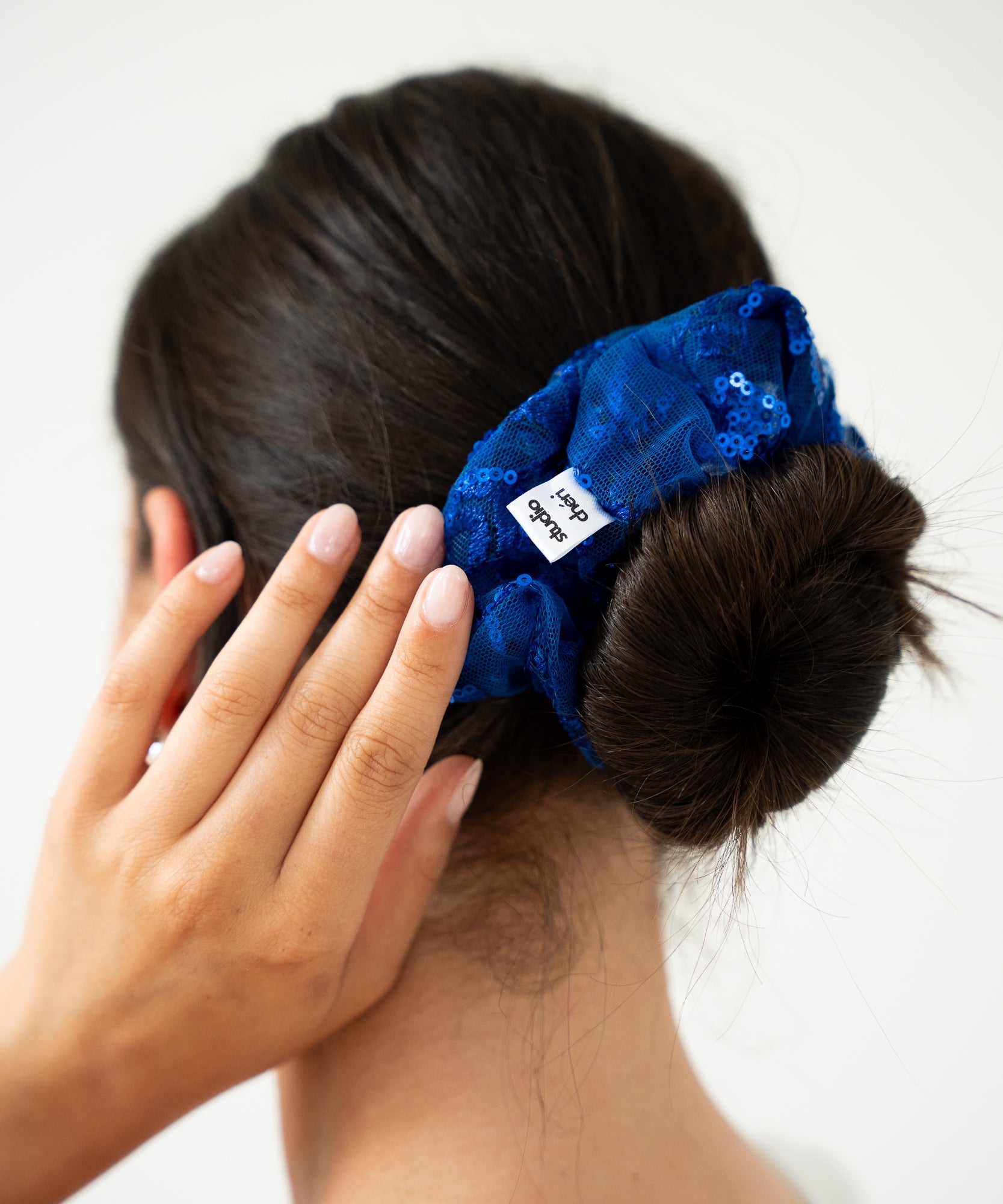 Riviera Nights - Palietten Scrunchie - BLAU - Studio Chéri