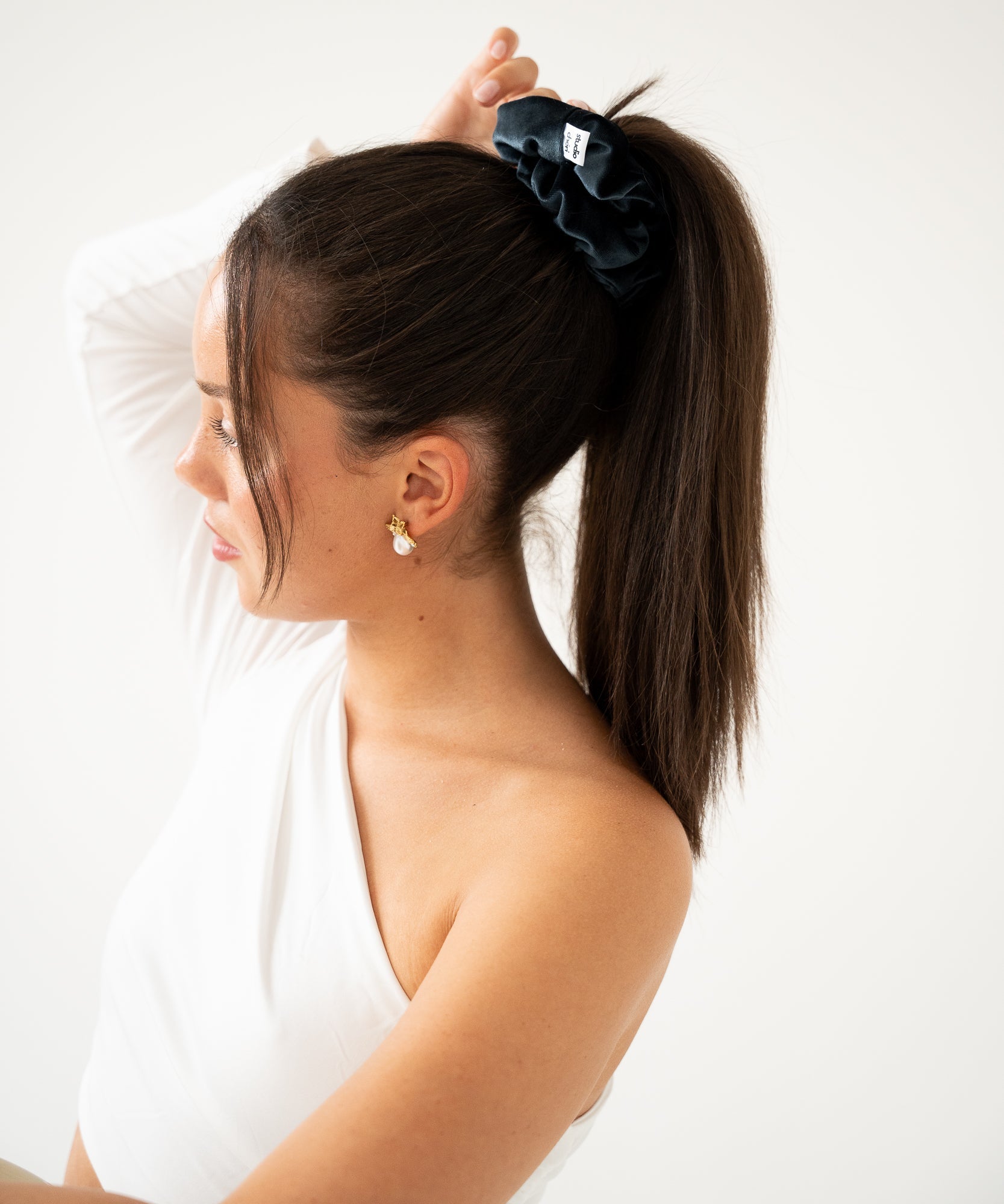 Royal Velvet - Samt Scrunchie - blau - Studio Chéri