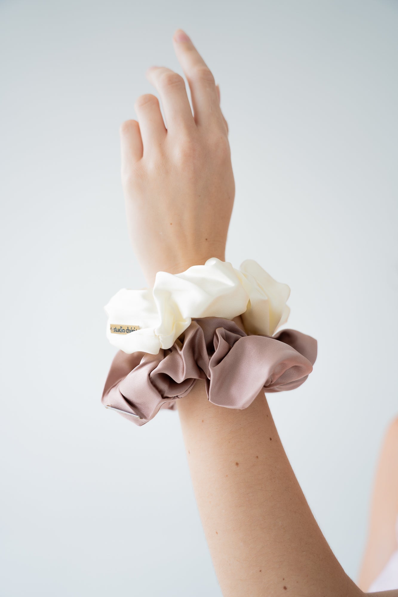 Scrunchie aus Seide - Berry - rosa - Studio Chéri