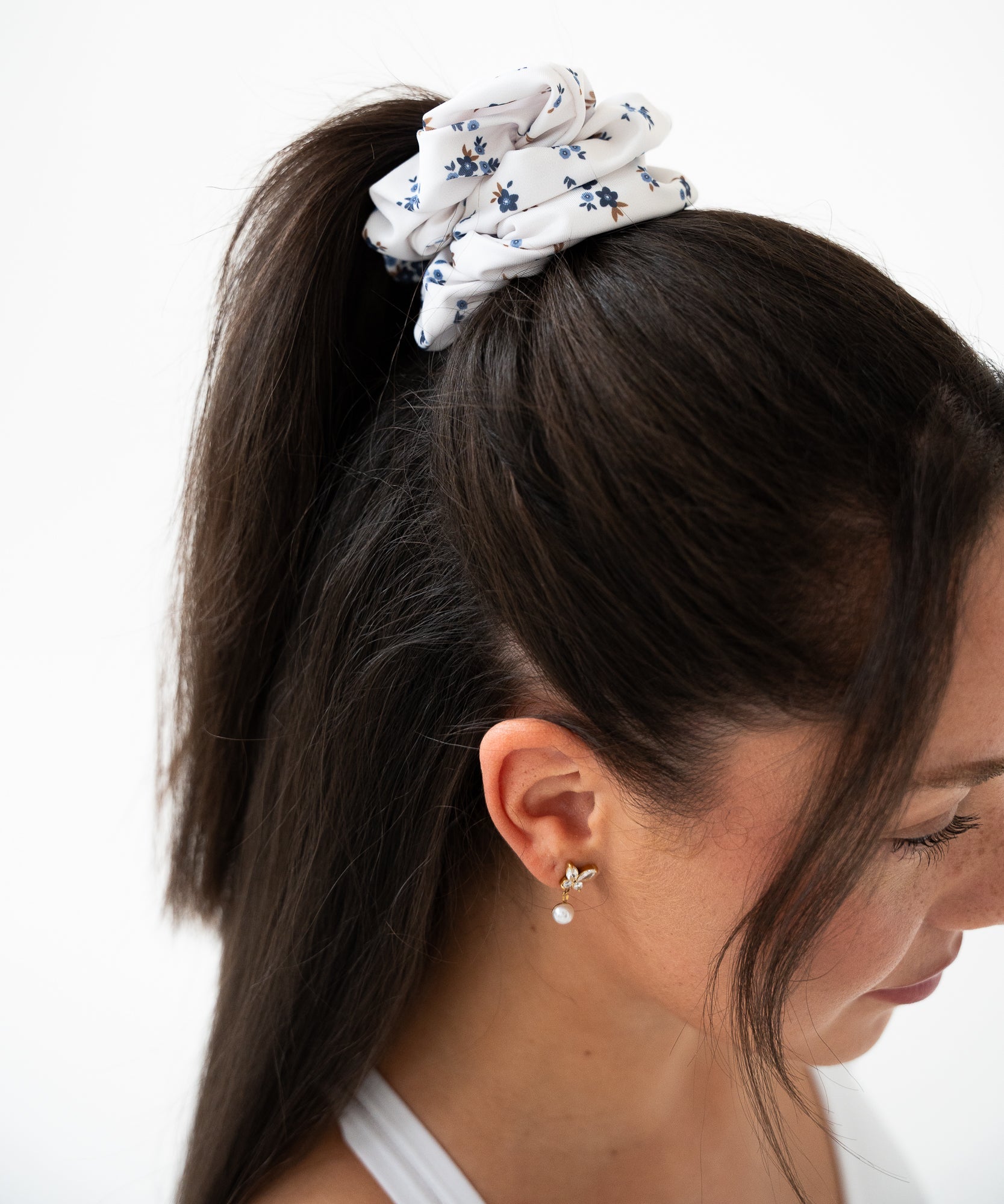 Swim & Sweat Scrunchie - Santorini - weiß - Studio Chéri