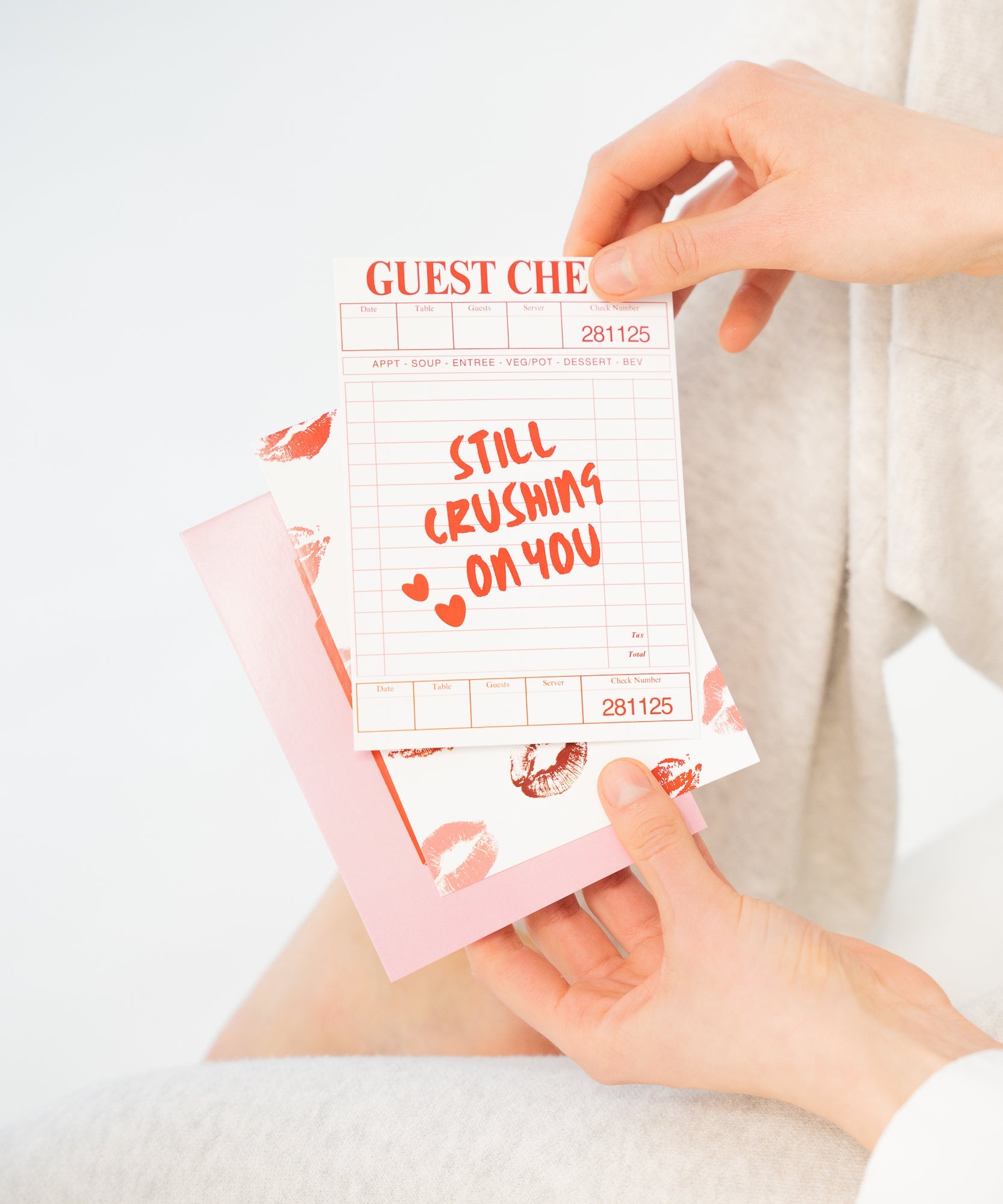 VALENTINE | 3er Postkarten - Set - Rot/Rosa/Weiß - Studio Chéri